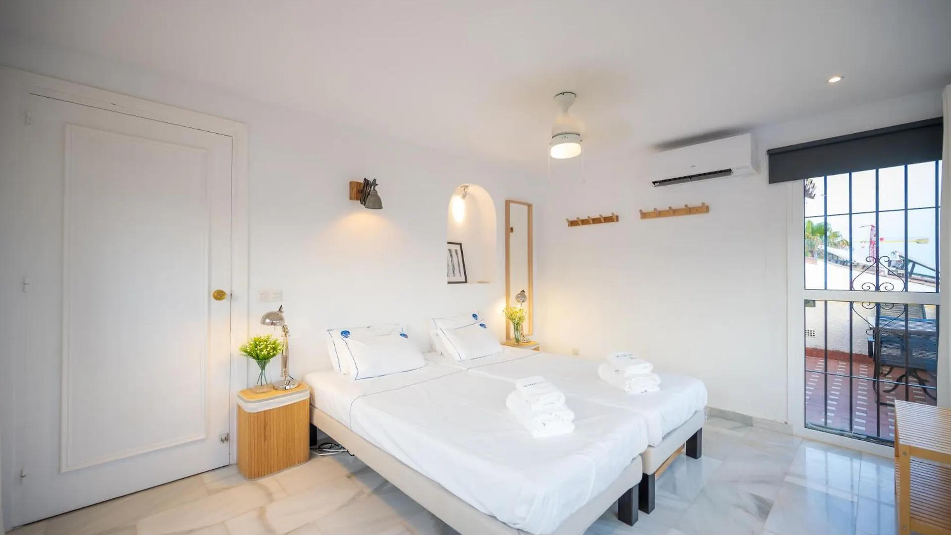 Typical Beach House Las Chapas Playa With Heated Pool Marbella Villa